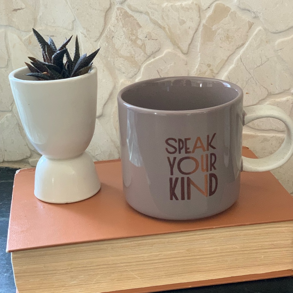 STARBUCKS | Speak Your Kind | Holiday 2017 Taupe Mug